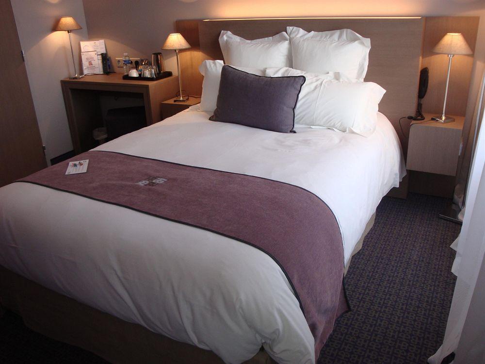 Best Western Hotel De La Breche Niort Eksteriør bilde