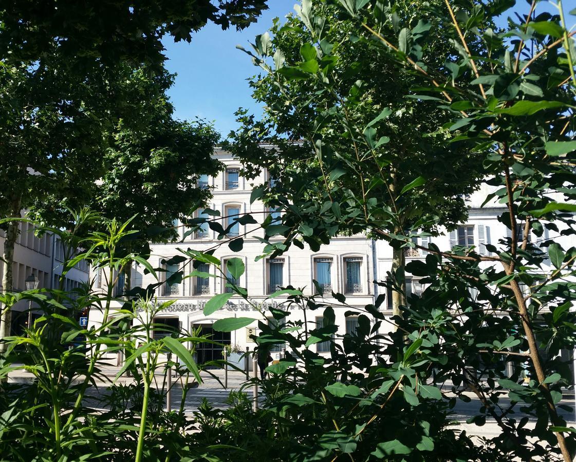 Best Western Hotel De La Breche Niort Eksteriør bilde